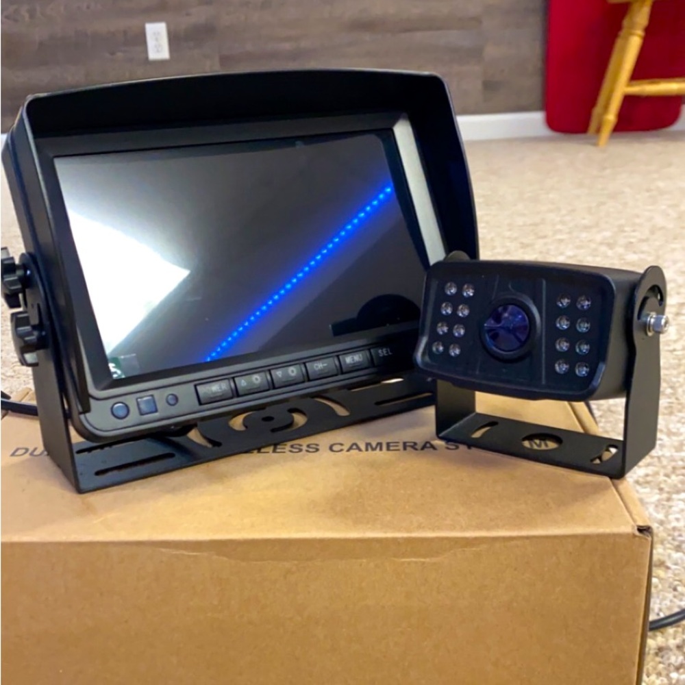 DUAL DIGITAL WIRELESS CAMERA SYSTEM